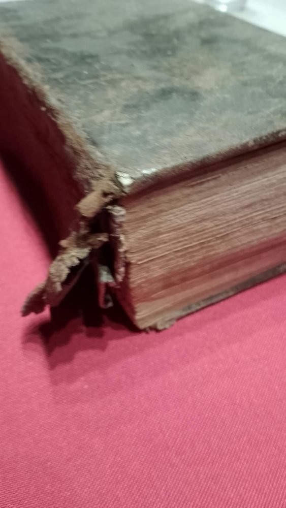 Antiquarian "Lüneburg" church singing book with a prayer book